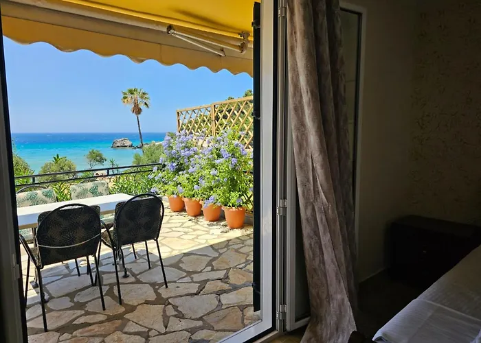 アパート Corfu グリファダ